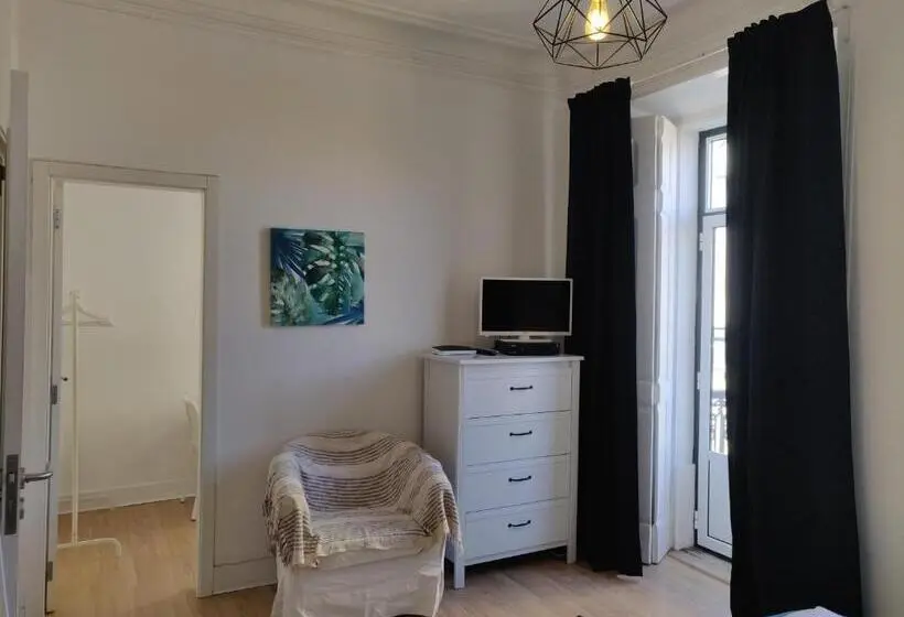 Standard room with outdoor bath, Bhappy@home Lisboa