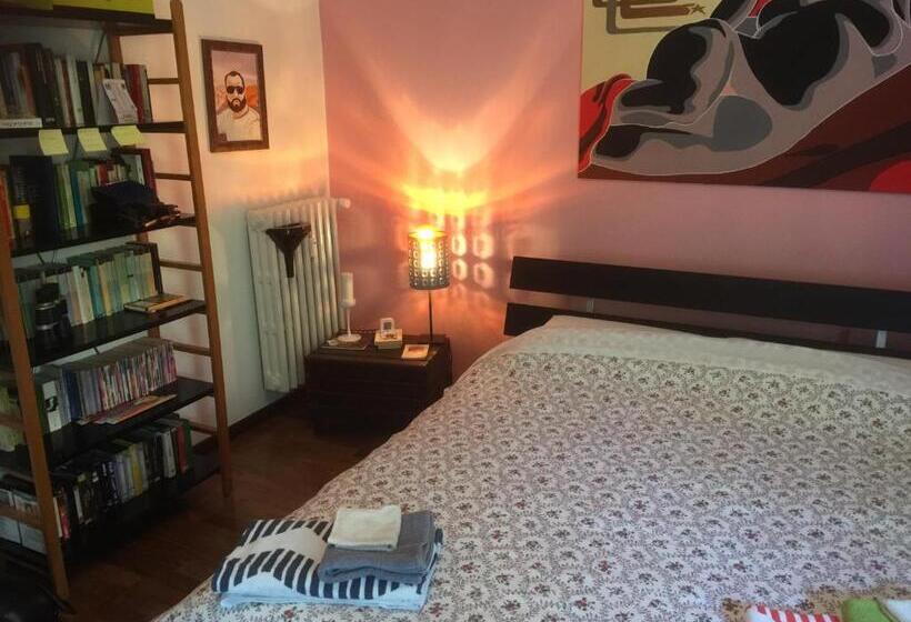 Standard room with outdoor bath, Casa Albert Stanley