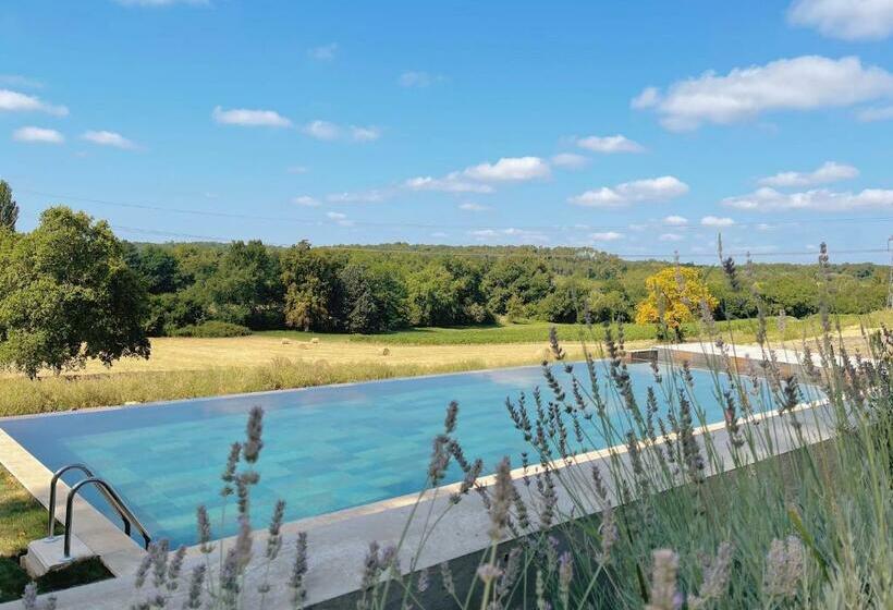 家庭套房, Chateau Erigoye