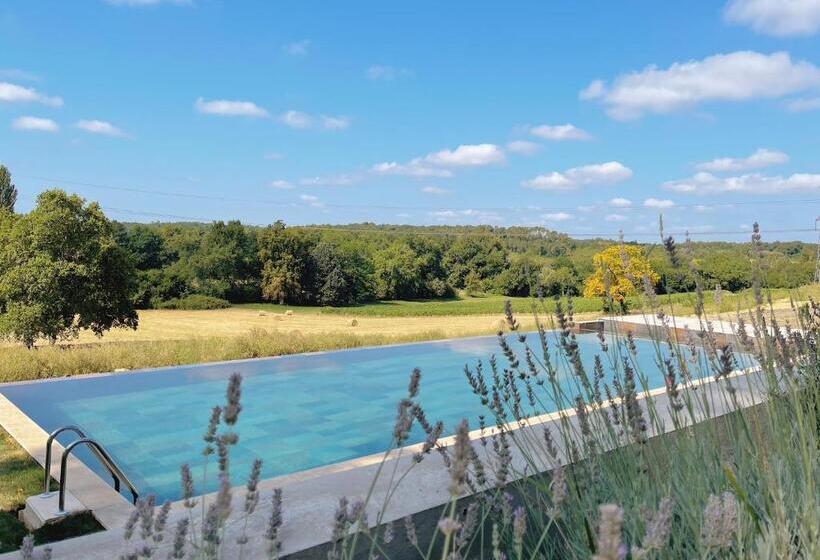 2间卧室的房子, Chateau Erigoye