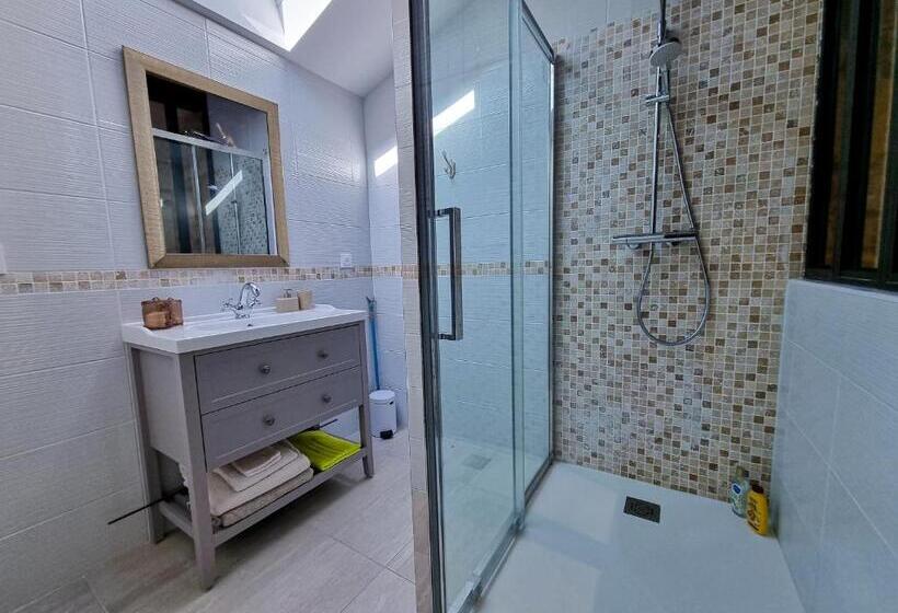 别墅: 1间卧室带游泳池, Chateau Erigoye