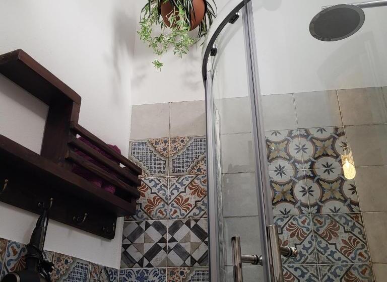 غرفة سوبيريور, Da Nina