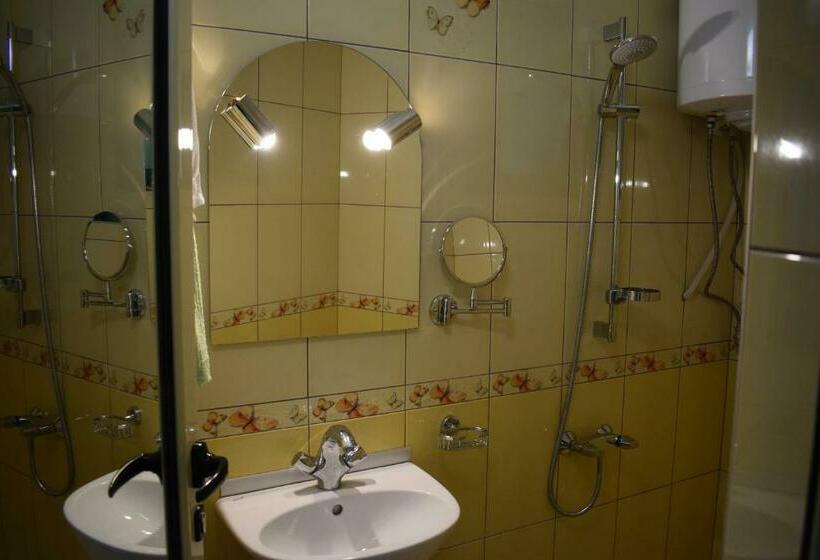 غرفة ديلوكس, Guest Rooms Waterfall