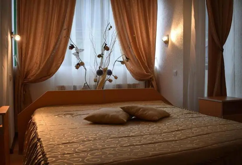 デラックストリプルルーム, Guest Rooms Waterfall