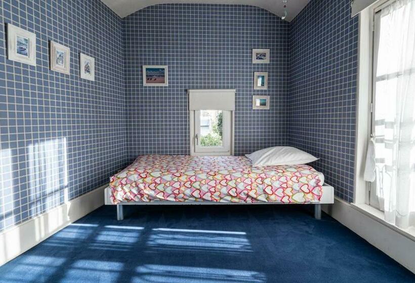 חדר סטנדרט לארבעה, Le Cedre Bleu