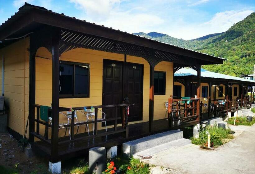 غرفة قياسية, Paya Debloc Village