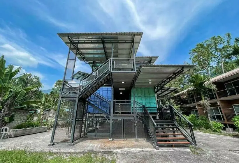 スーペリアールーム, Paya Debloc Village