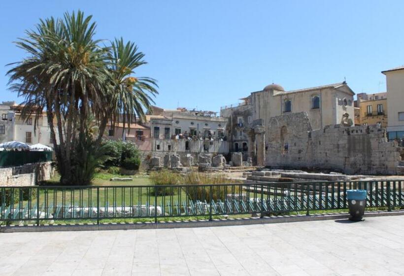 디럭스 스튜디오, Residence Emozioni Ortigia