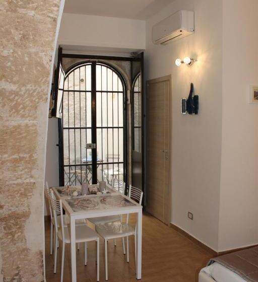 디럭스 스튜디오, Residence Emozioni Ortigia