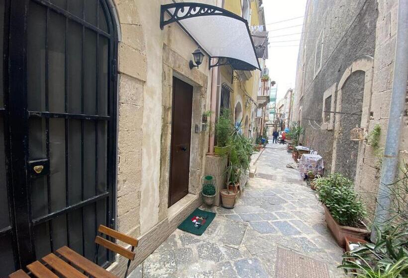 패밀리 스튜디오, Residence Emozioni Ortigia