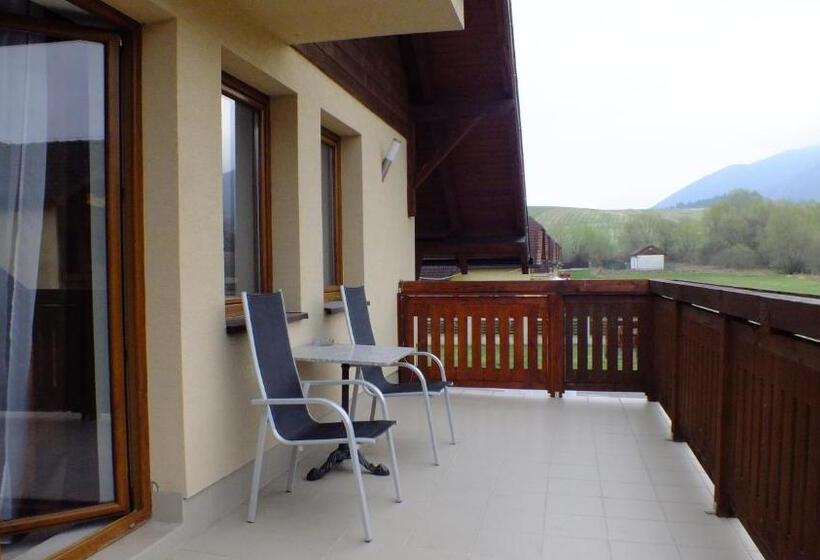 스탠다드 트리플 룸 테라스, Penzión Dubo