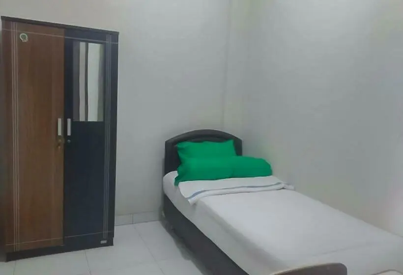 スタンダードシングルルーム, Colombus Residence Karawang Mitra Reddoorz