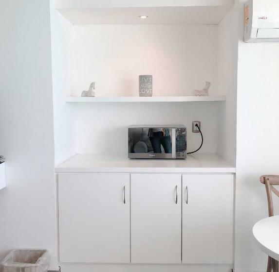 Standard Room Sea View, The Ocean Vibes Suites By Casa Paraiso