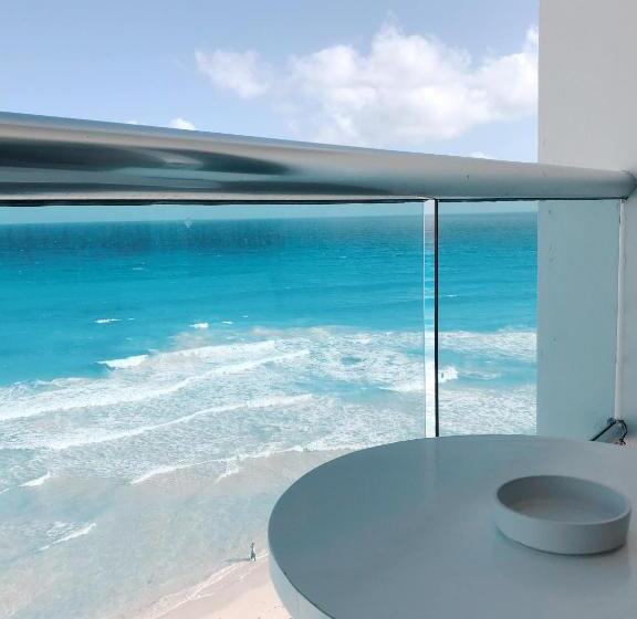 オーシャンビュースタンダードルーム, The Ocean Vibes Suites By Casa Paraiso