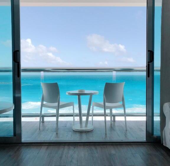 Standard Room Sea View, The Ocean Vibes Suites By Casa Paraiso