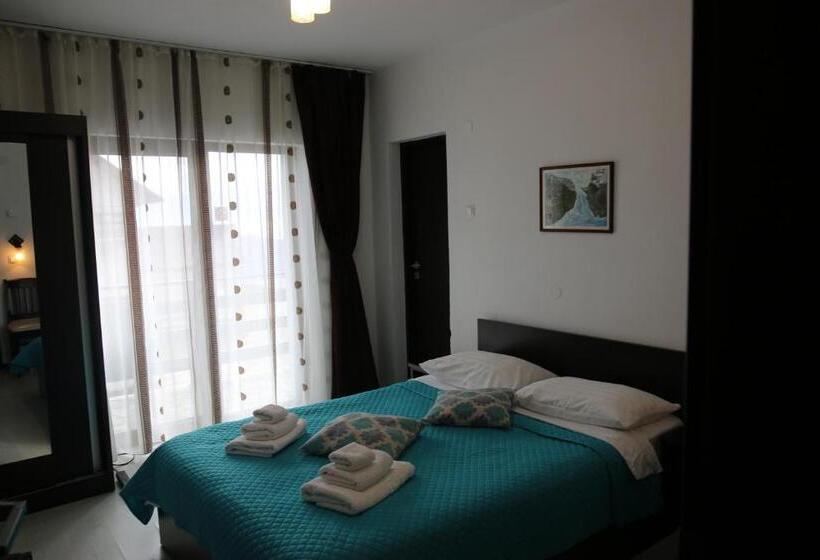 スタンダードルーム, Cabana Transalpina