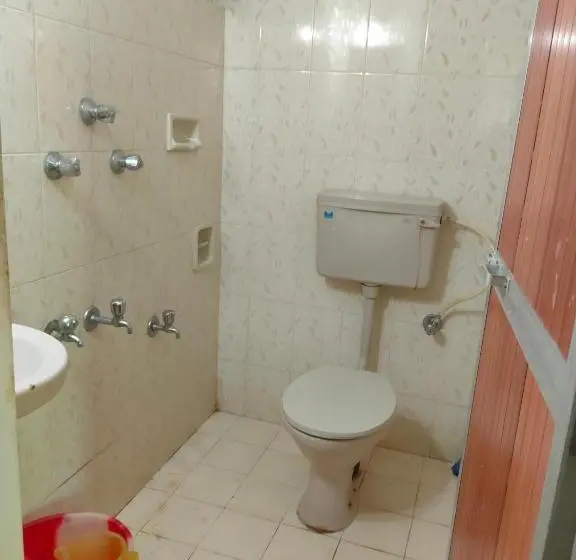 Economy Zimmer, Casa De Olga