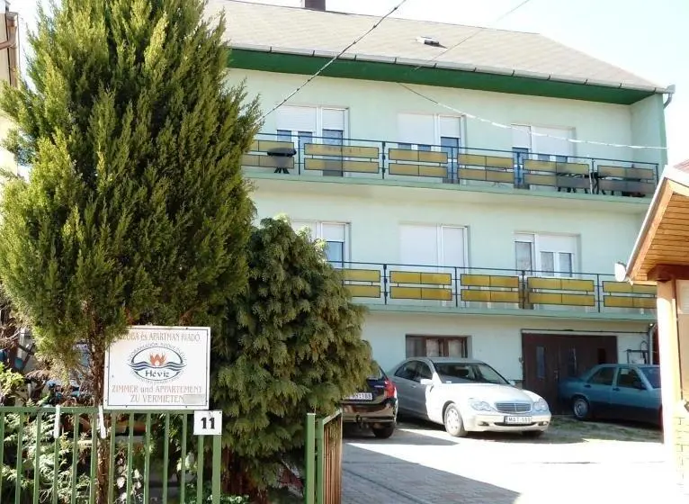 Standard room with outdoor bath, Károly Vendégház