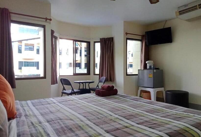 Номер Superior, Living Room Guesthouse & Cafe Bar