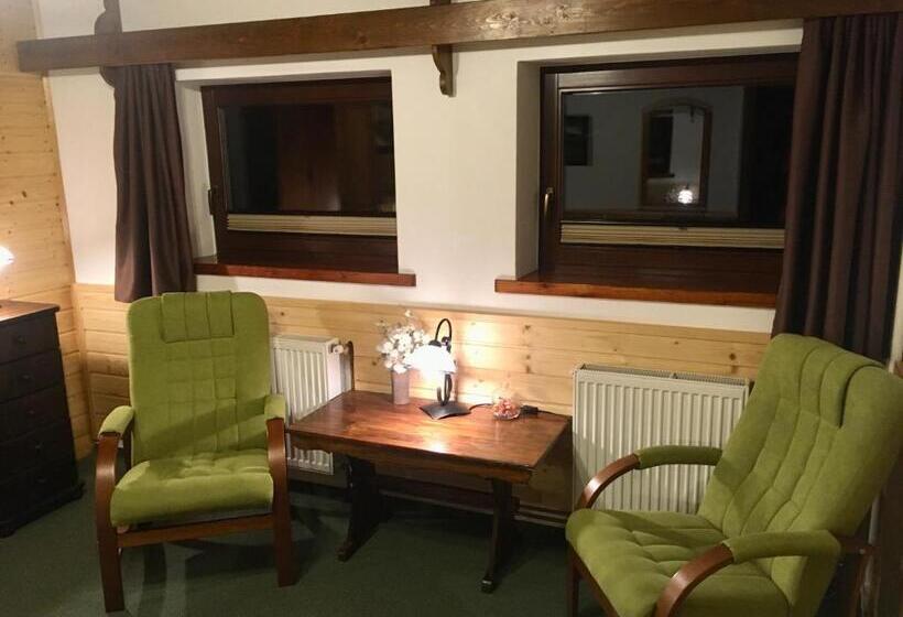 スイート, Penzion Hana