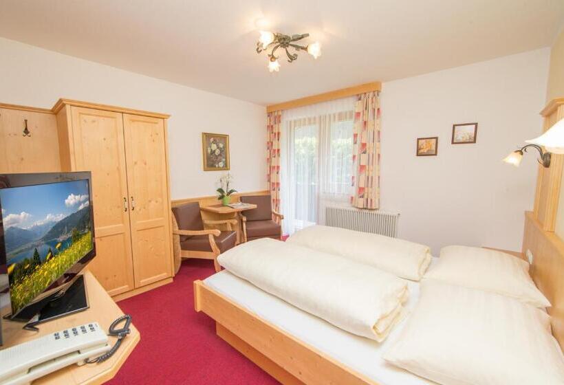 آپارتمان 1 خوابه, Pension Bergblick