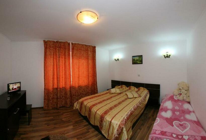 スタンダードルーム, Pensiunea Casa Zarnesteana