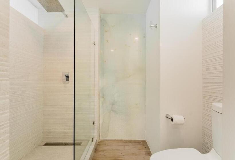 Standard Room Sea View, The Ocean Vibes Suites By Casa Paraiso