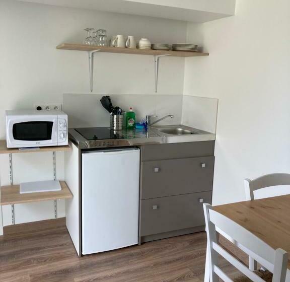 استودیوی استاندارد, Appart’hôtel Saint Patrice