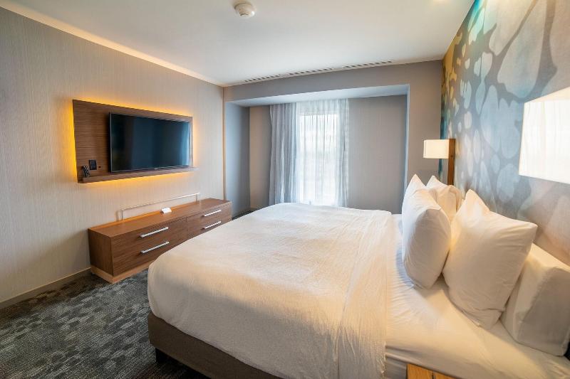 带大床的标准间, Courtyard By Marriott Mexicali