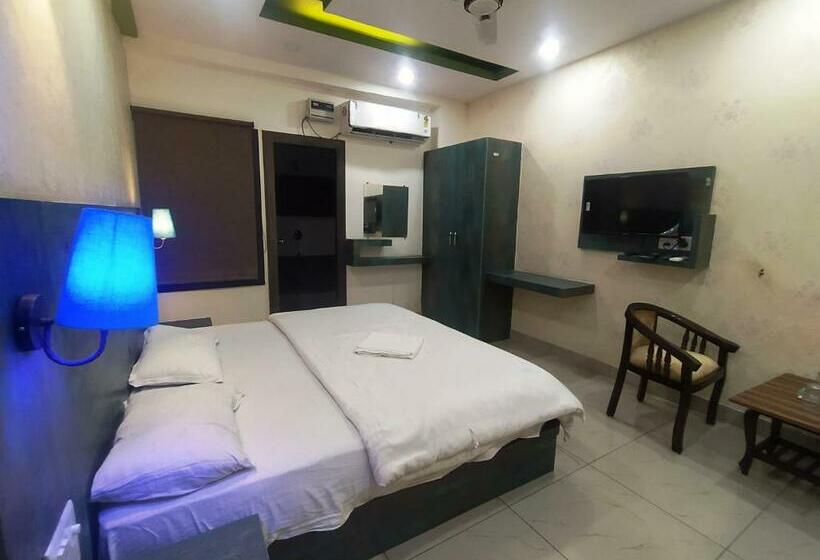 חדר דלוקס, Geeta Residency Haridwar