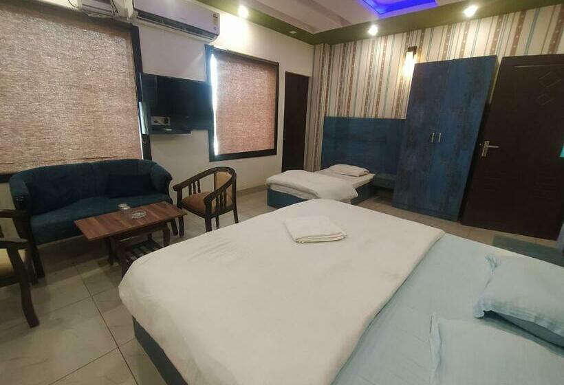 חדר סטנדרט לשלושה, Geeta Residency Haridwar