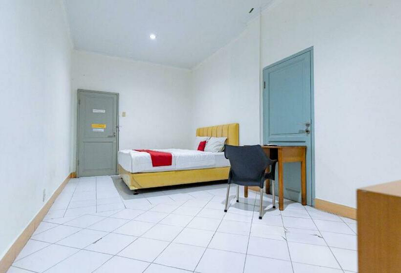 חדר סטנדרט, Reddoorz Plus @ Jalan Iskandar Muda Medan