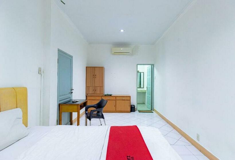 חדר סטנדרט, Reddoorz Plus @ Jalan Iskandar Muda Medan
