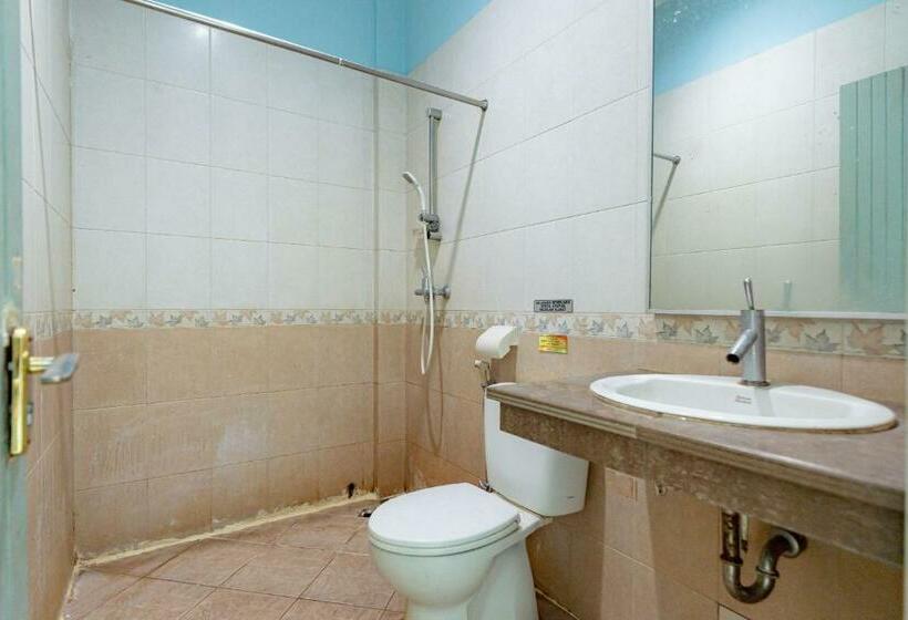 חדר סטנדרט, Reddoorz Plus @ Jalan Iskandar Muda Medan