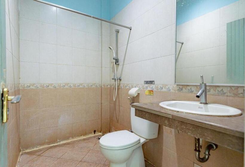 חדר אקונומי, Reddoorz Plus @ Jalan Iskandar Muda Medan