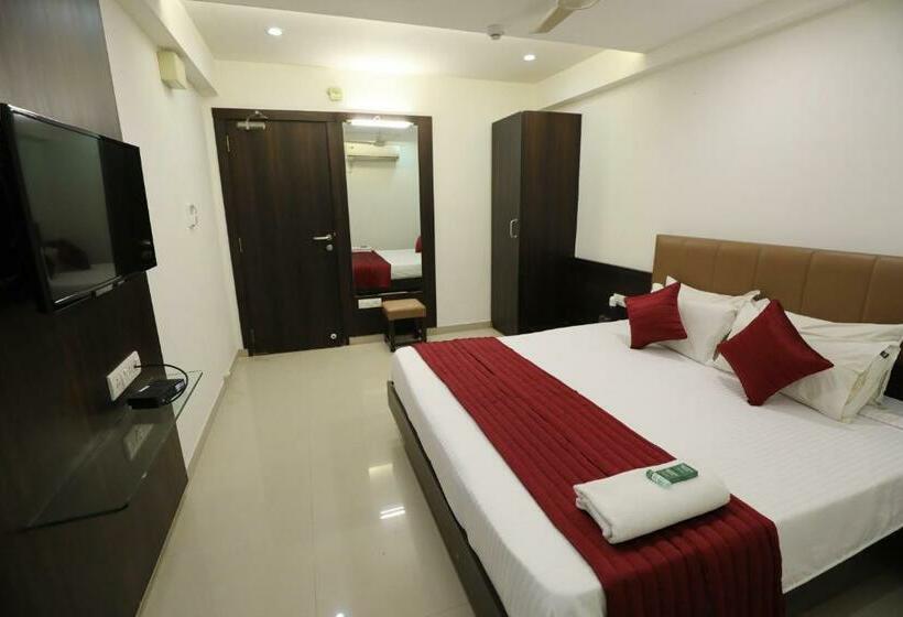 Номер Economy, Shagun Rooms & Banquet, Surat