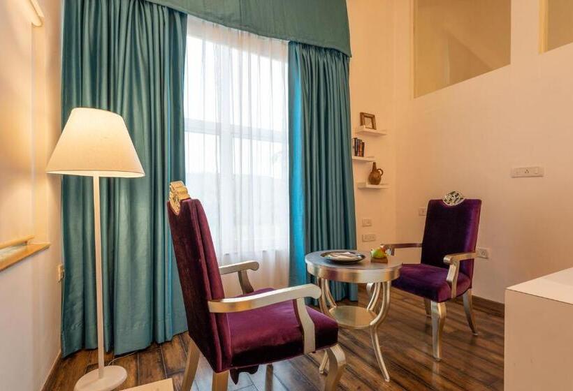 غرفة ديلوكس مزودة بشرفة, Zone Connect By The Park Calangute