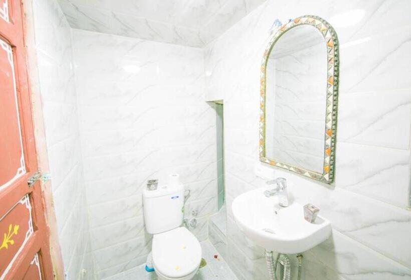 اتاق سوپریور سه تخته, Palais Fes Yahya