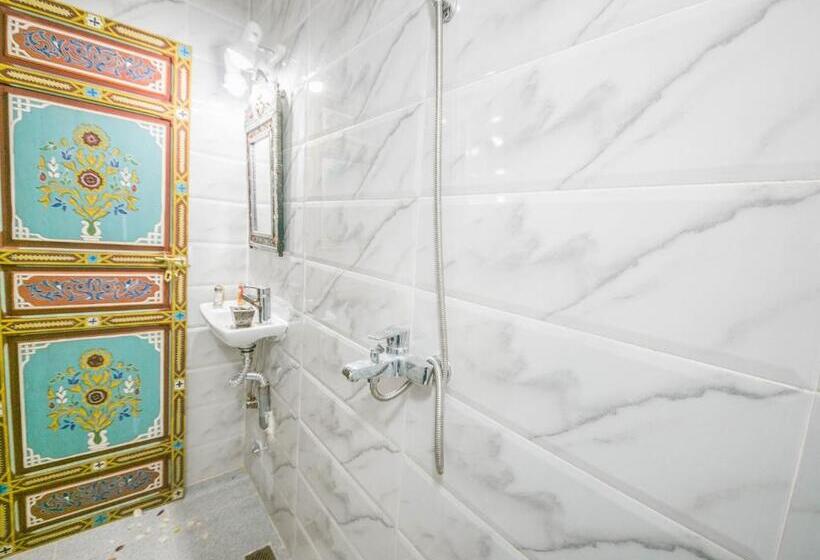 اتاق استاندارد سه تخته با چشمانداز, Palais Fes Yahya