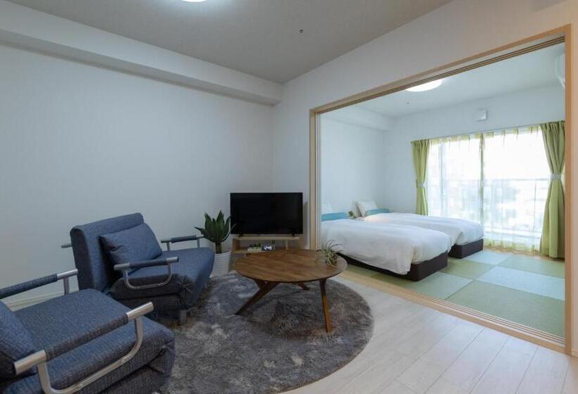 带1个卧室的带阳台的公寓, クリスタルエグゼ南紀白浜2