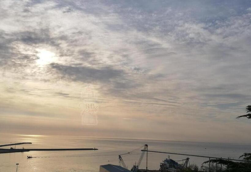 オーシャンビューデラックスルームバルコニー付き, B&b Reale Ortona