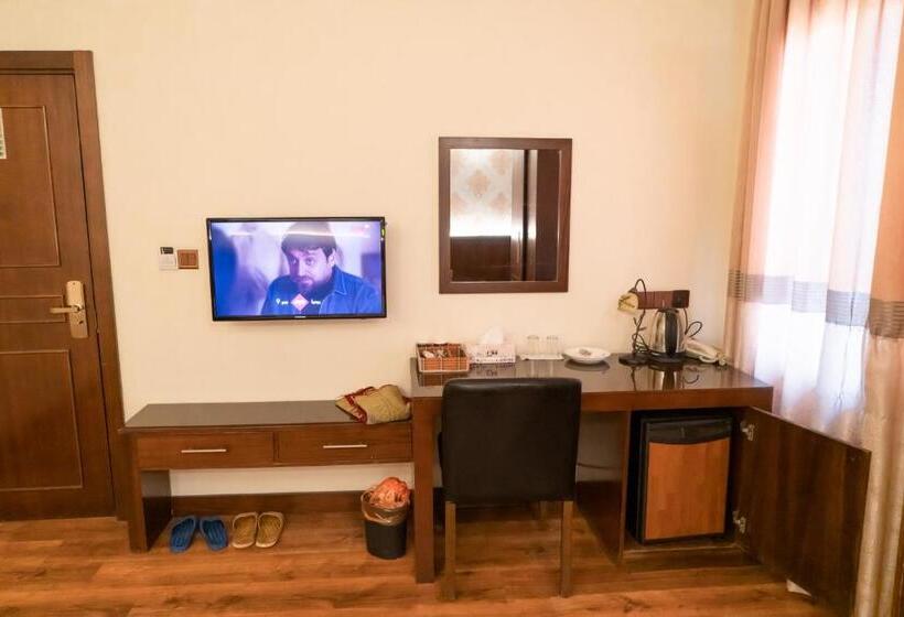 اتاق اجرایی سه نفره, Bl Hotel S Erbil