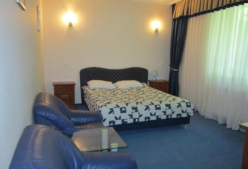 اتاق استاندارد, готель поляна квеле