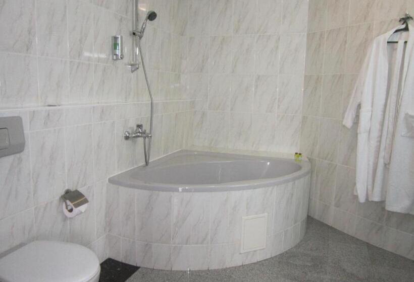 سوییت, готель поляна квеле