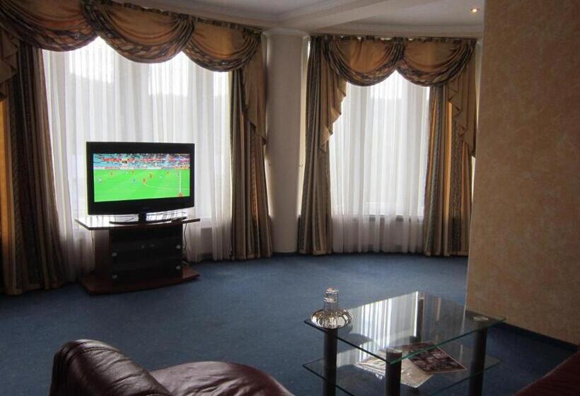 سوییت, готель поляна квеле