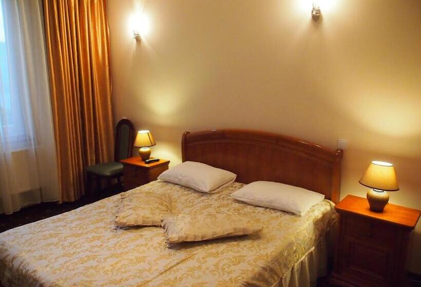 سوییت, готель поляна квеле