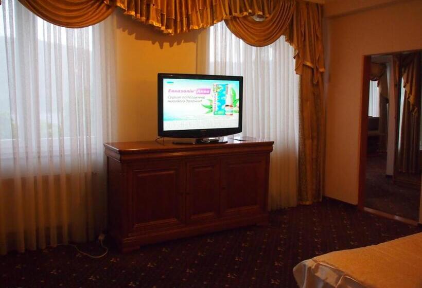 سوییت, готель поляна квеле