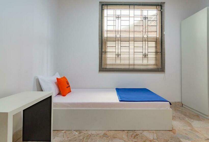 Economy Éénpersoonskamer, Koolkost Near Simpang Dago 2