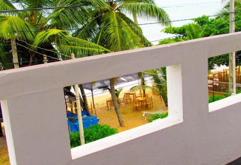 バルコニー付きスタンダードルーム, Shanika Beach Inn