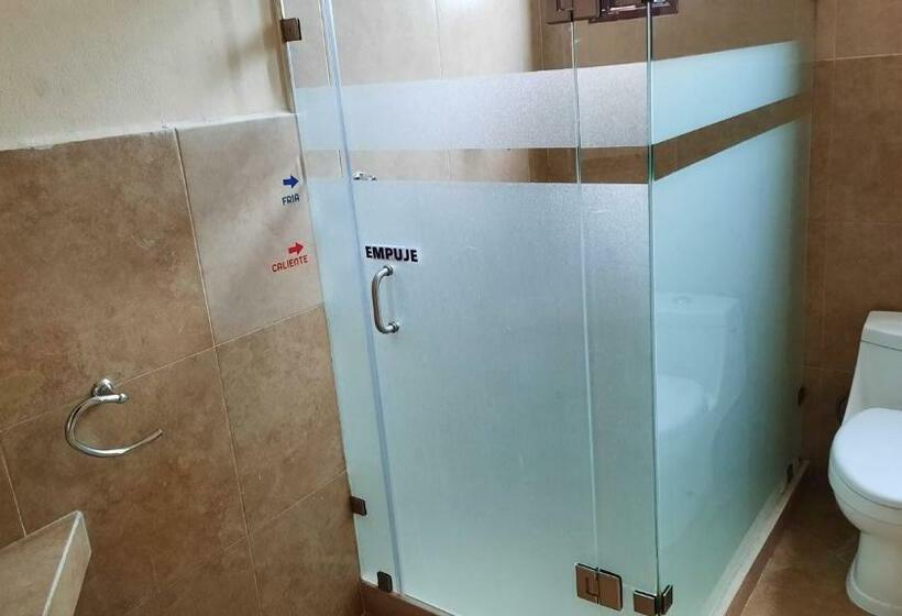 غرفة قياسية, Suites Del Risco